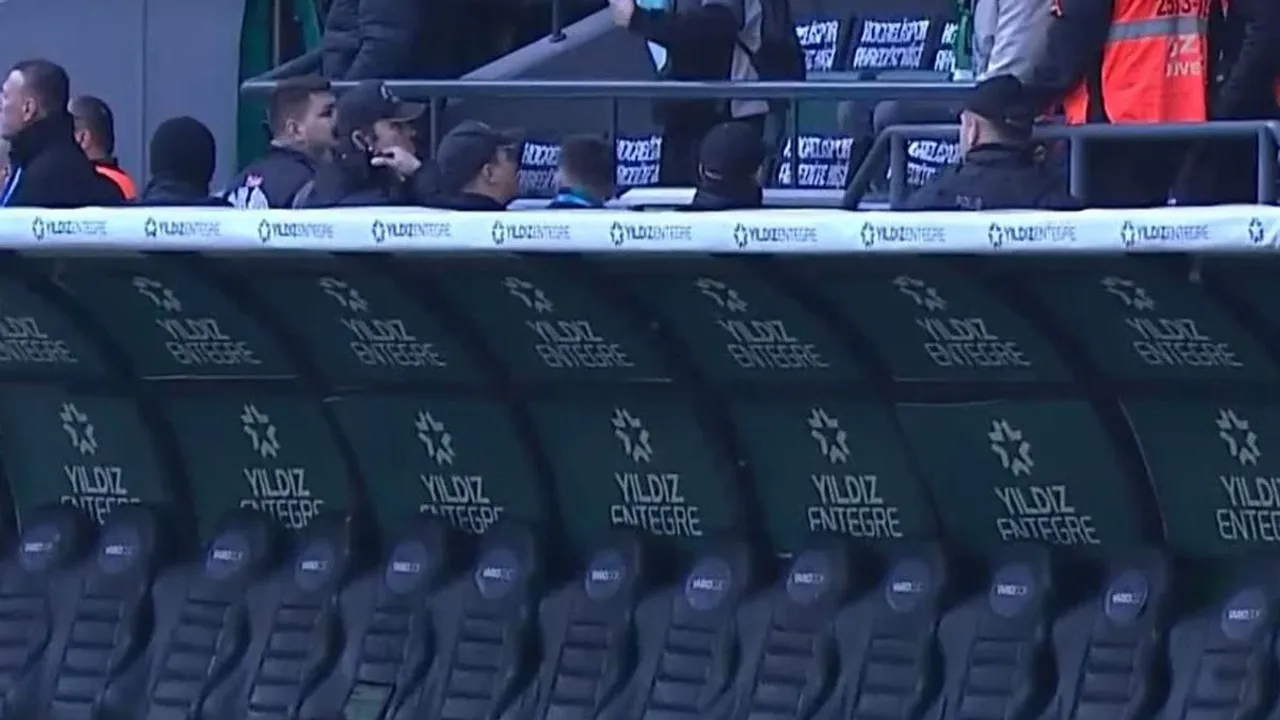 Selcuk Inan Yedek Kulübesi Kocaelispor