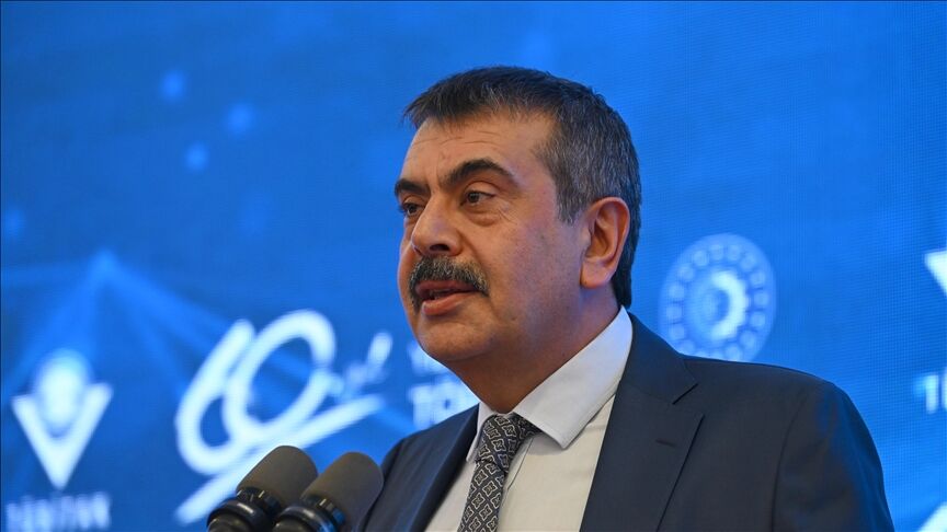 Bakan Tekin: 