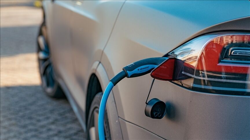 Akaryakıt fiyatlarının artması elektrikli araç talebini artırdı-1
