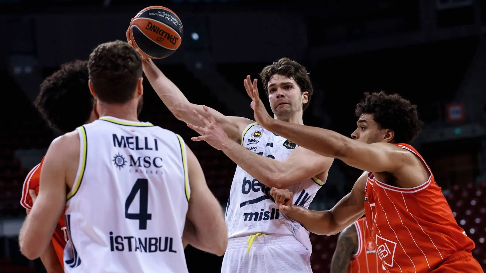 Fenerbahçe Beko, İsrail ekibi Hapoel IBI’ye 95-80 mağlup oldu