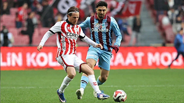 Trabzonspor, Türkiye Kupası’nda Samsunspor’u penaltılarda eleyerek yarı finale yükseldi