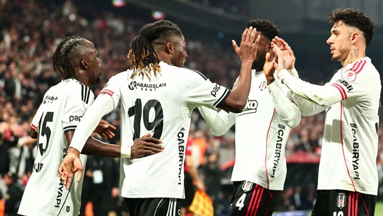 Beşiktaş, Türkiye Kupası’nda Alanyaspor’u 3-0 mağlup ederek yarı finale yükseldi