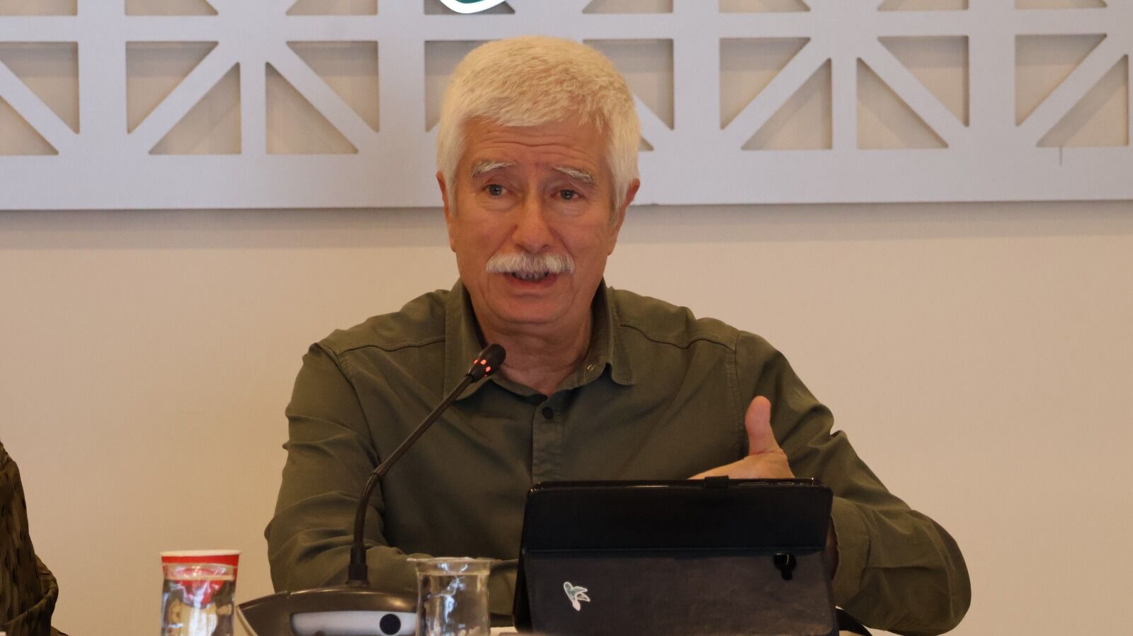 Cemiyet Söyleşi Faruk Bi̇ldirici2