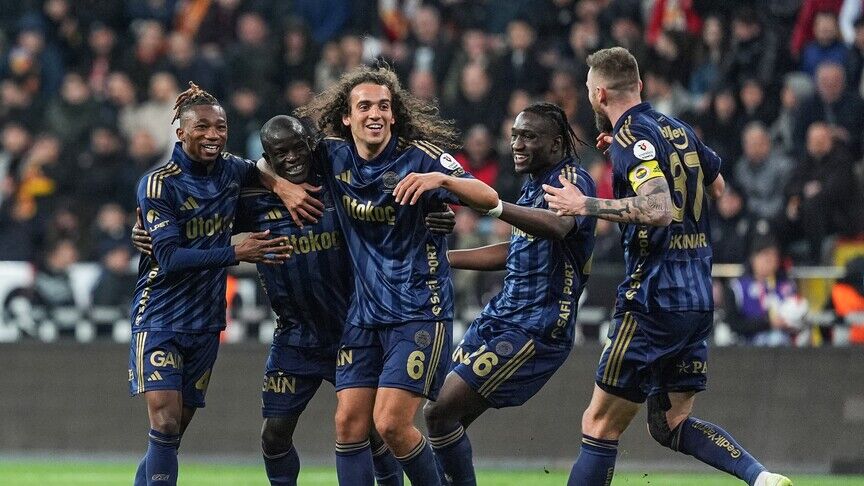 Rizespor maçı öncesi Fenerbahçe'de kadro kararı