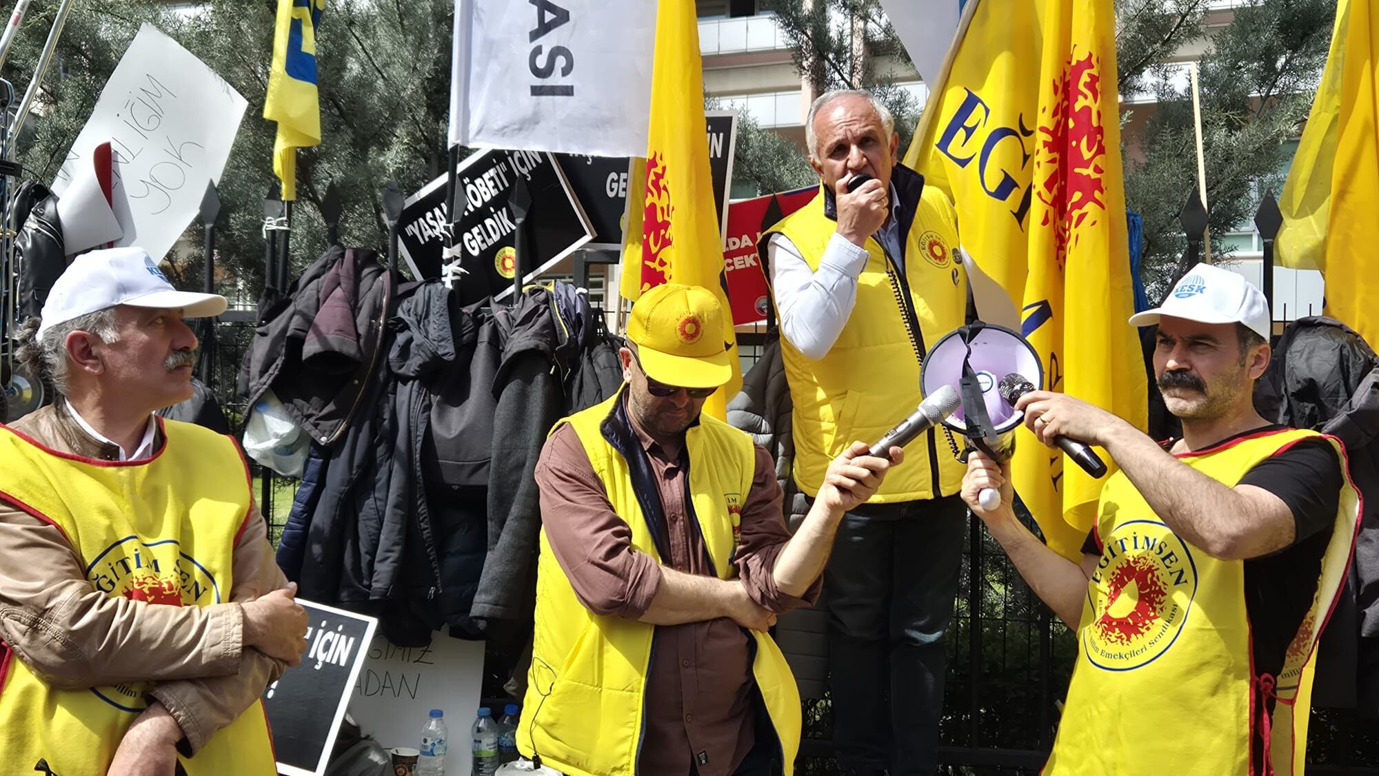 Öğretmenler Meb Önü Kemal Irmak