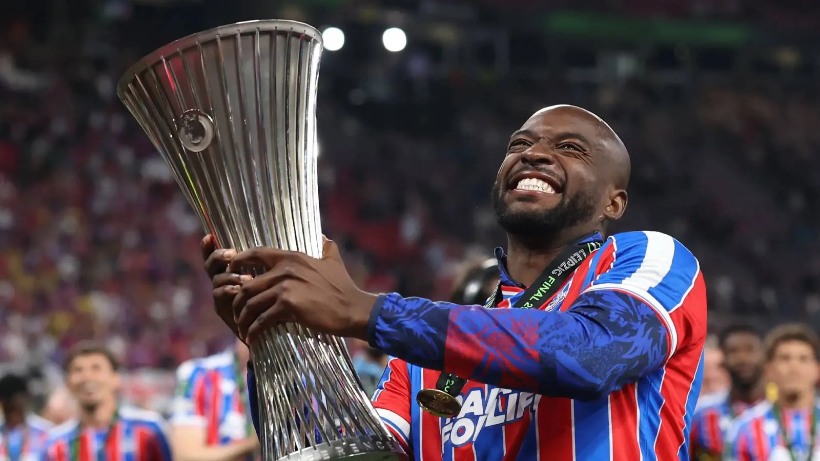 Fenerbahçe’de Aziz Yıldırım'dan yeni sürpriz: Crystal Palace’ın şampiyon golcüsü Mateta listede-1
