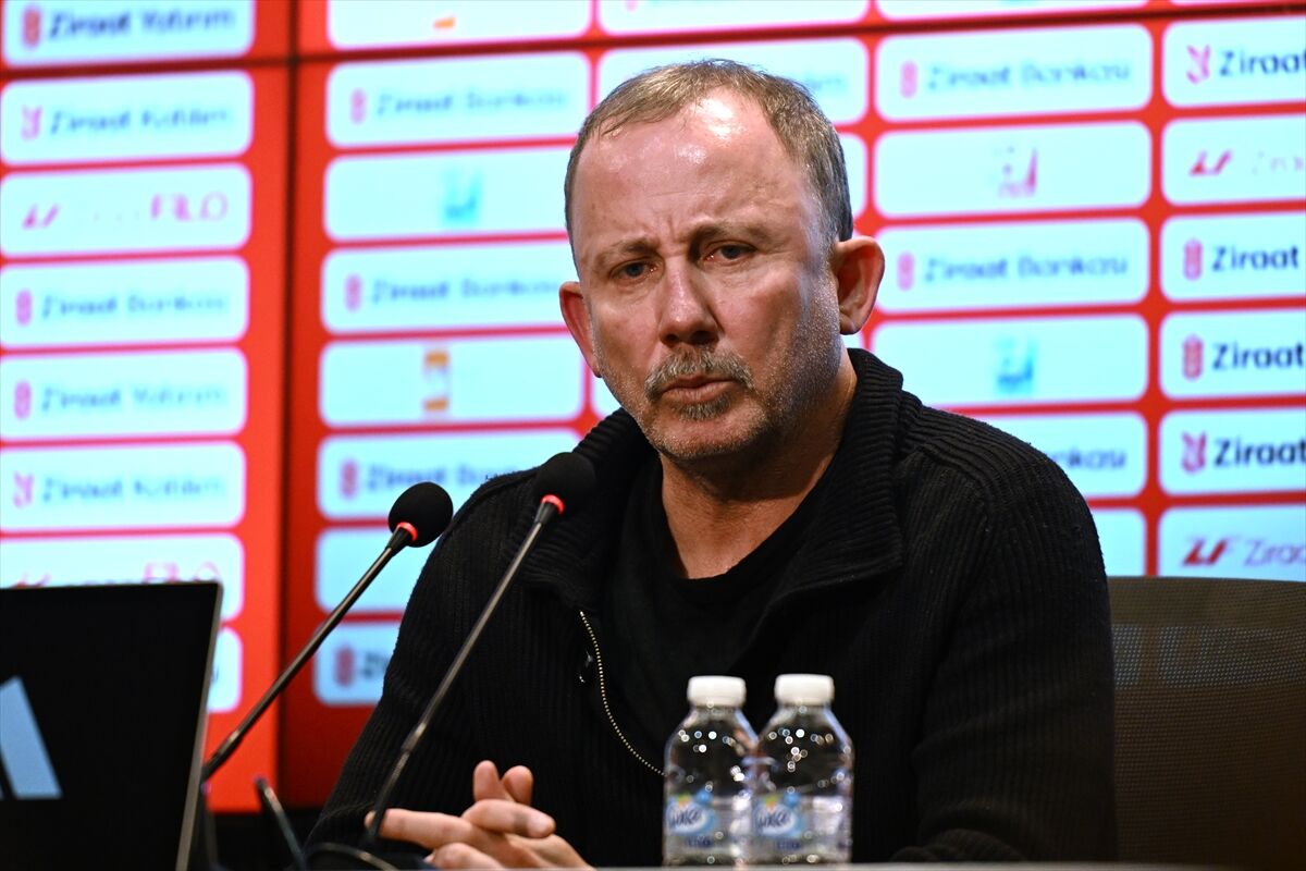 Sergen Yalçın Beşiktaş'tan ayrılması hakkında ilk kez konuştu: