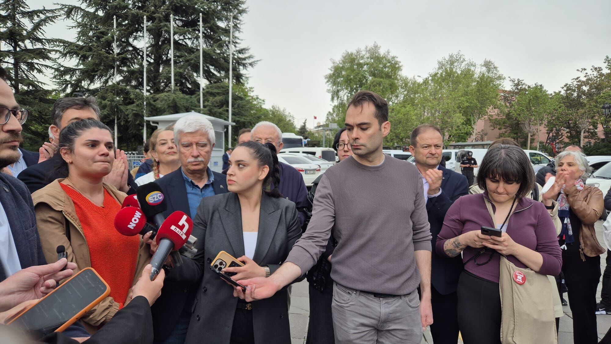 Alican Duruşma Sonrası Eylem3