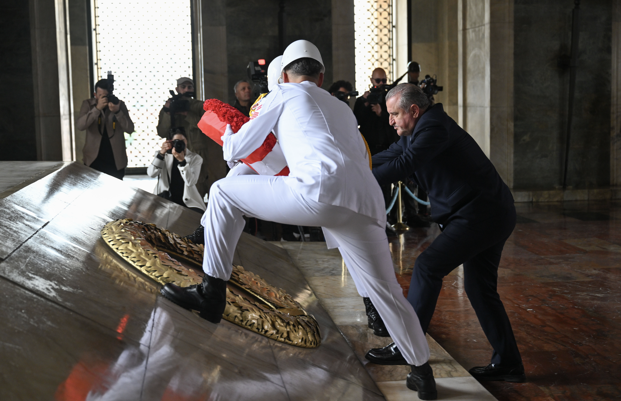 Anıtkabir 19 Mayıs Bakan Bak Gençler5