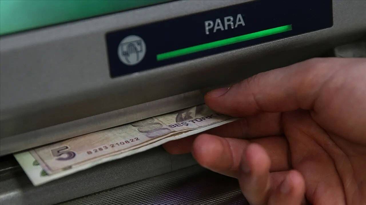 Emekli maaşlarında kök aylık düzenlemesi için geri sayım: Zam oranları netleşiyor
