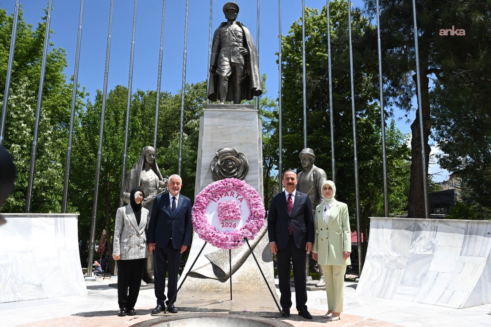Isparta Uluslararası Gül Festivali başladı-1
