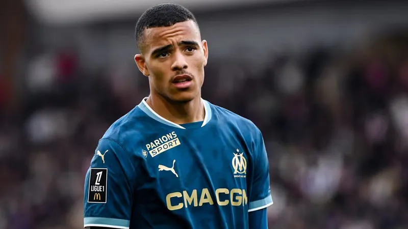 Fenerbahçe’nin de gündemindeydi: Mason Greenwood, Roma yolunda