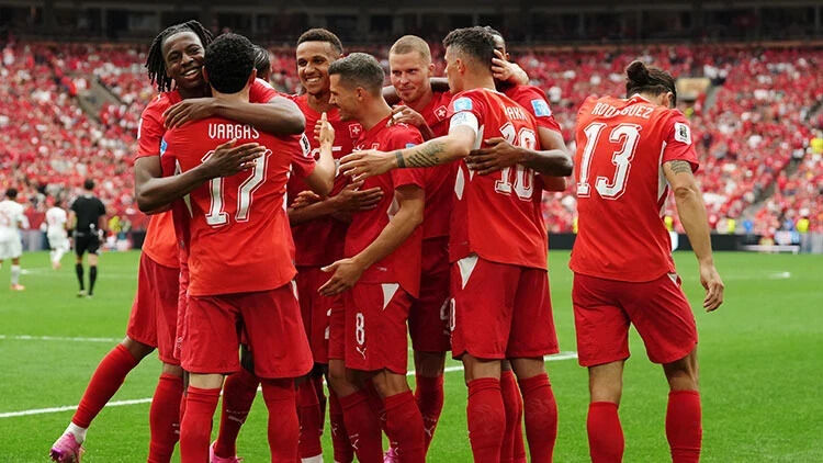 İsviçre, Dünya Kupası’nda Kanada’yı 2-1’le geçerek adını son 32 turuna yazdırdı