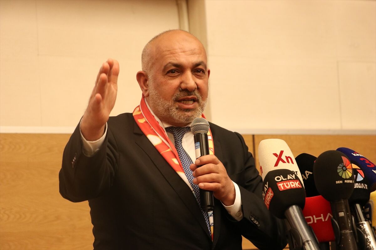 Kayserispor'da Ali Çamlı dönemi başladı
