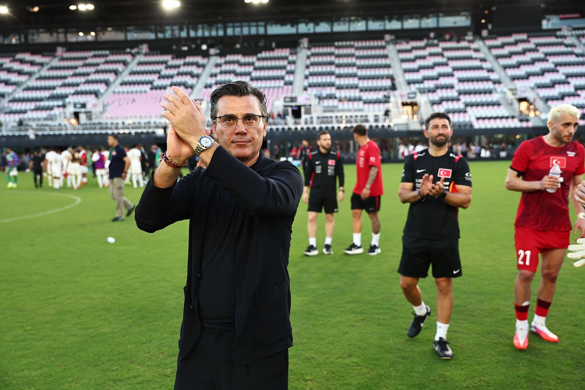 Vincenzo Montella'dan Venezuela maçı sonrası  Zeki Çelik ve Hakan Çalhanoğlu için konuştu