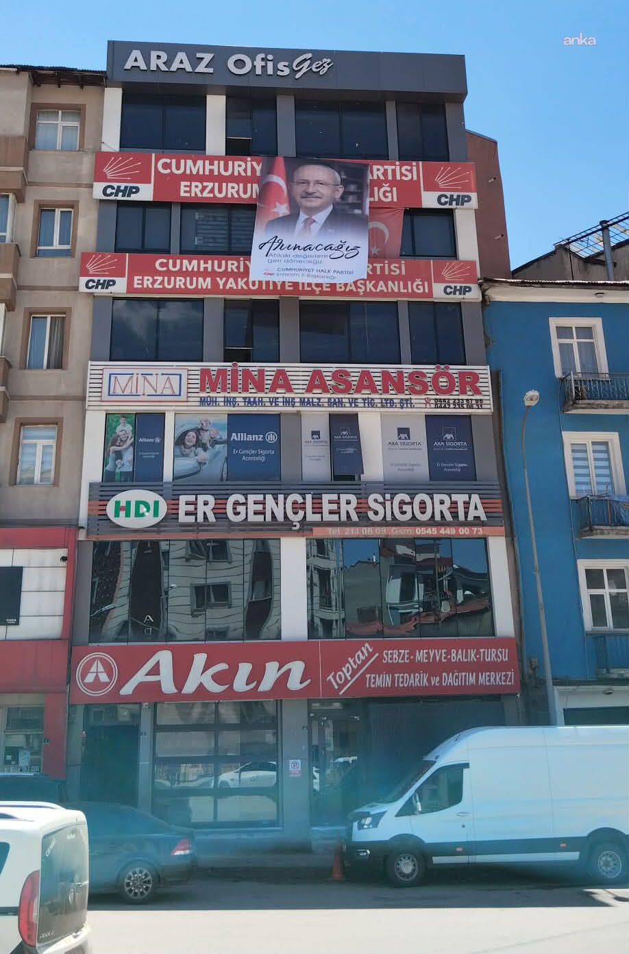 CHP Erzurum İl Başkanlığına atanan Mahmut Edebali Özel'in fotoğrafını kaldırdı,