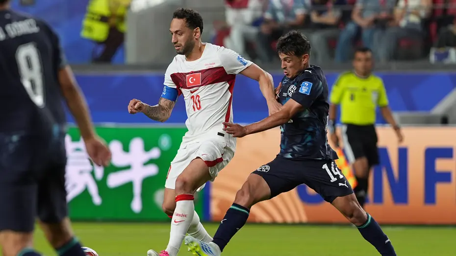 Hakan Calhanoglu 486257-(copy)