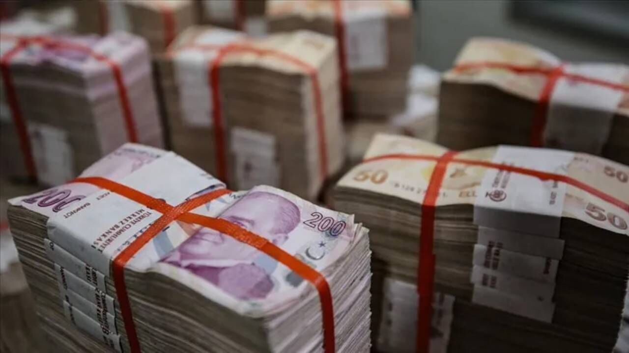 Esnaf kredisi faiz indirim oranları değişti: Vergi ve SGK borcu olanlara yeni formül