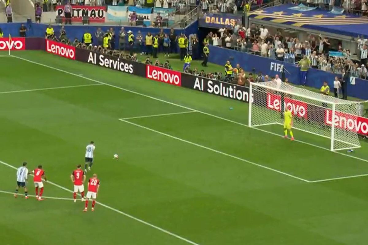 Messi Penaltı