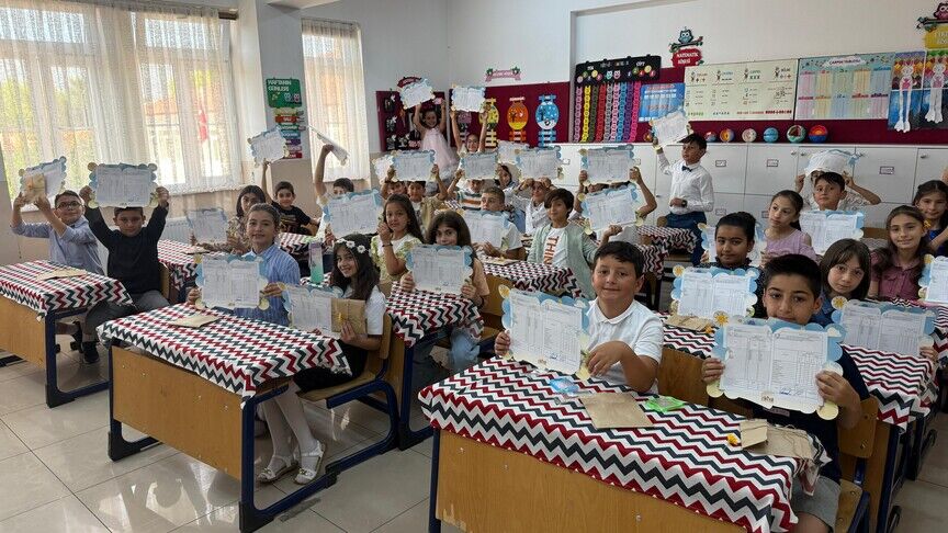 18 milyon öğrenci için karne zili yarın çalacak