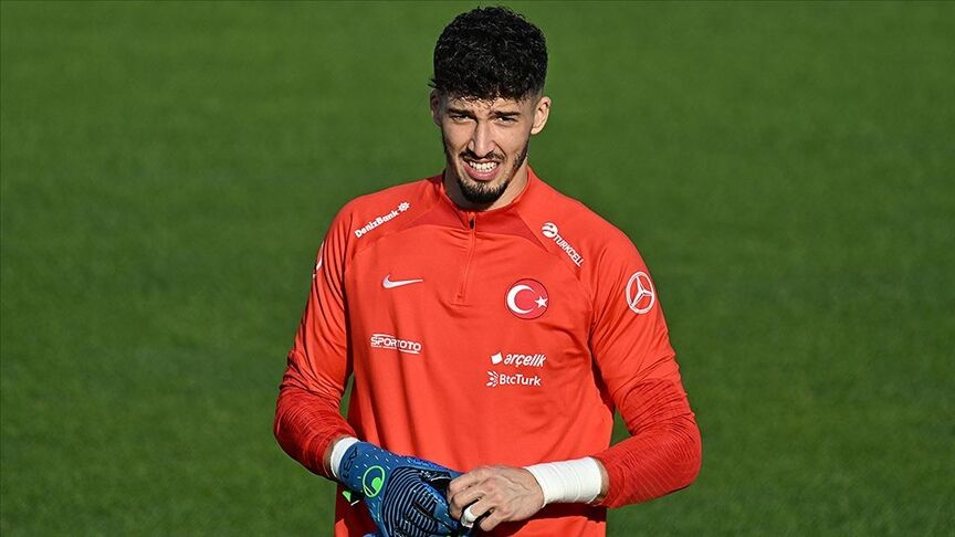 Milli Kaleci Altay Bayındır: 
