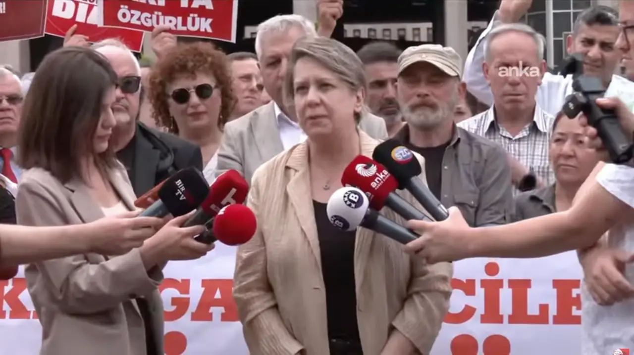 Zeynep Gürcanlı-4