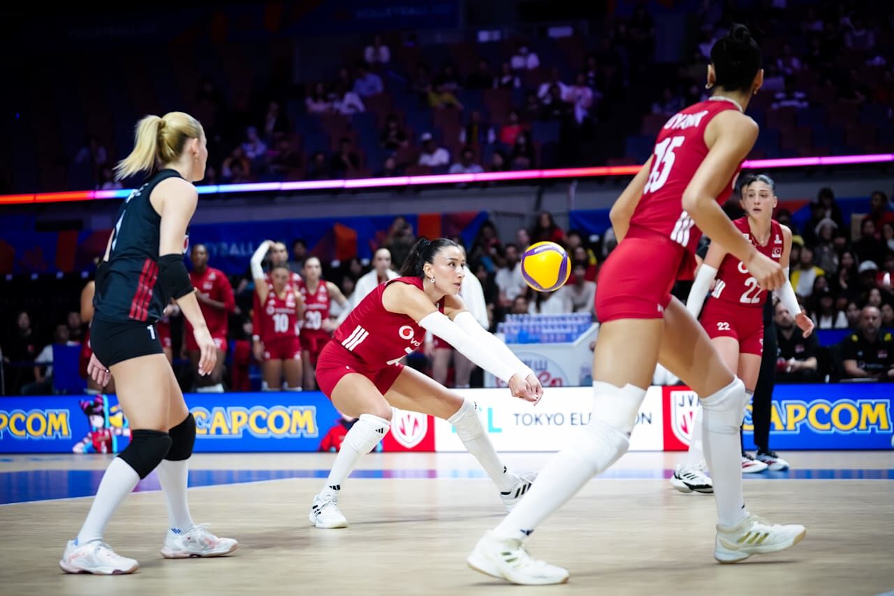 Filenin Sultanları’ndan Japonya'da erken final: Türkiye - ABD VNL maç sonucu-1