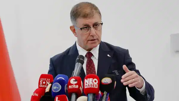 Cemil Tugay'ın AK Parti’ye katılacağı iddiasına YENİ Partili Tekün'den tepki