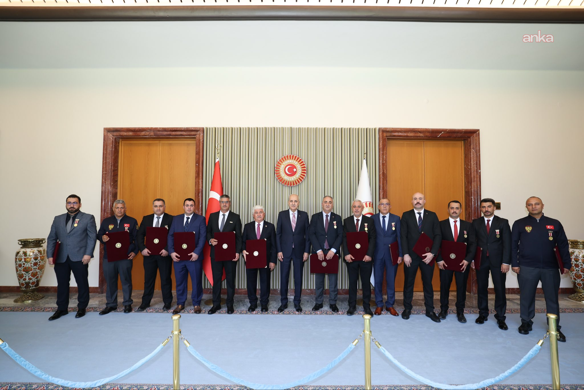 Numan Kurtulmuş'tan 15 Temmuz gazilerine 'teşekkür beratı'-1