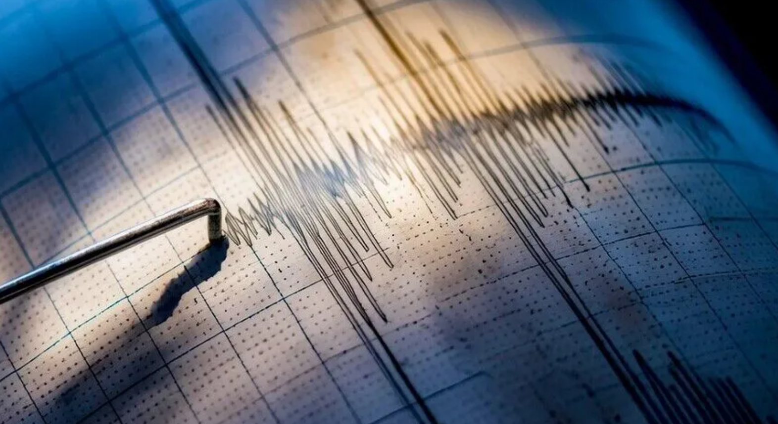 Ege Denizi'nde 3,8 Büyüklüğünde Deprem