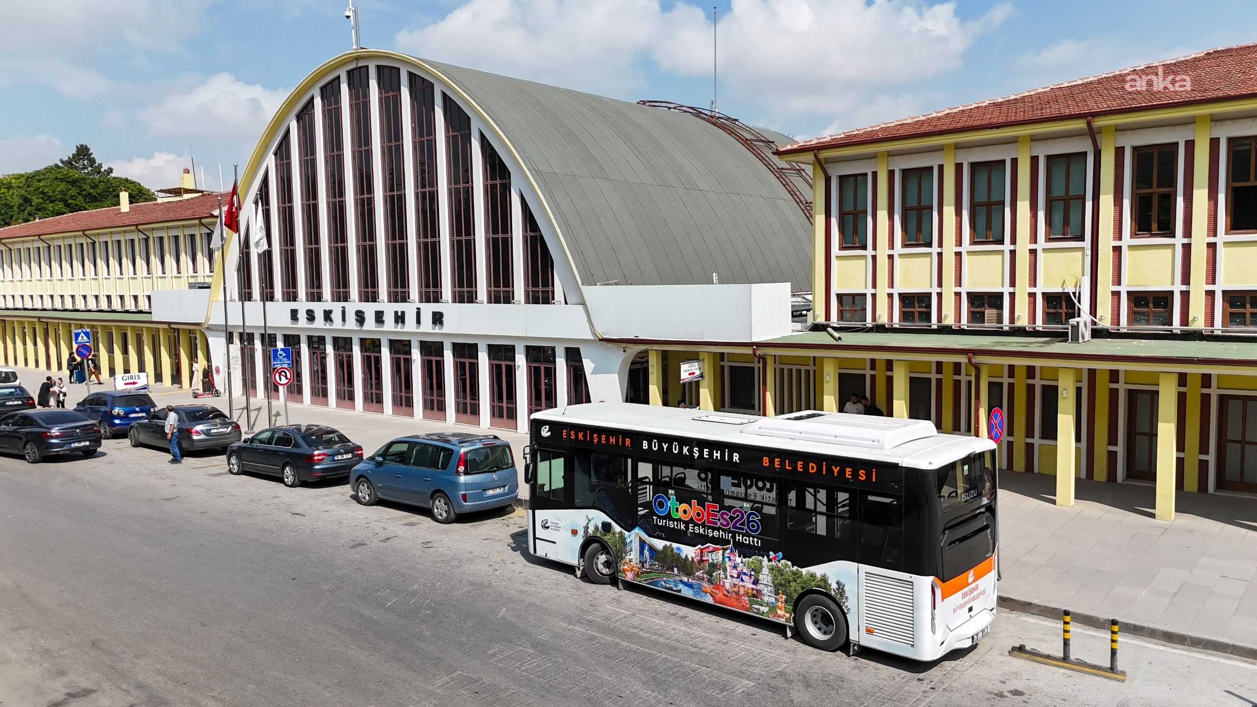 Eskişehir'de Turistik Ulaşım Dönemi: Otobes26 Seferlere Başladı1