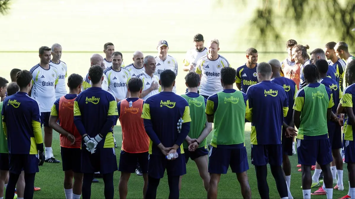 Fenerbahçe'de devler ligi mesaisi sürüyor! Yeni transfer Mason Greenwood ilk idmanına çıktı-1