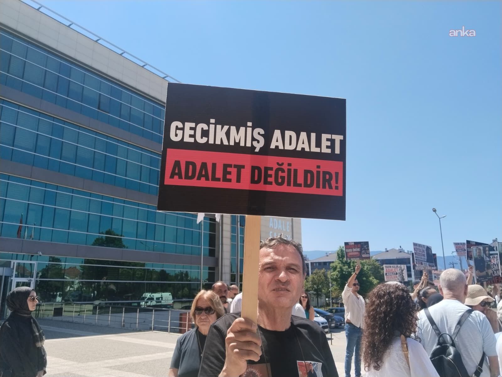 Kartalkaya Faciasında Hayatını Kaybedenler Için Adalet Yürüyüşü Başlatıldı3