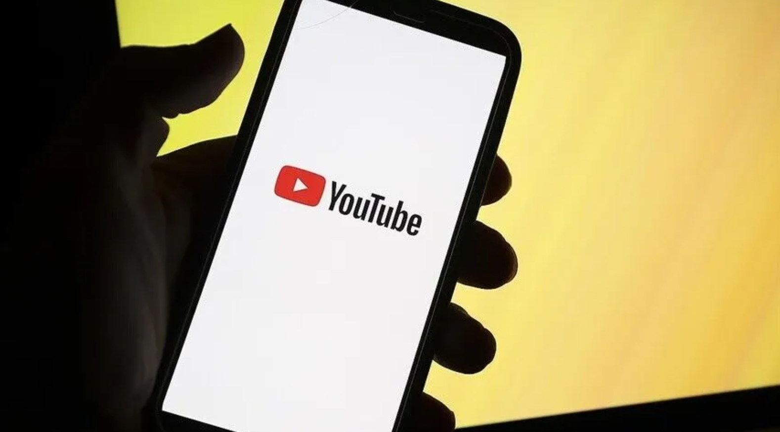 Kullanıcılar Internette En Çok Video Izledi, Trafikte Ilk Sırayı Youtube Aldı