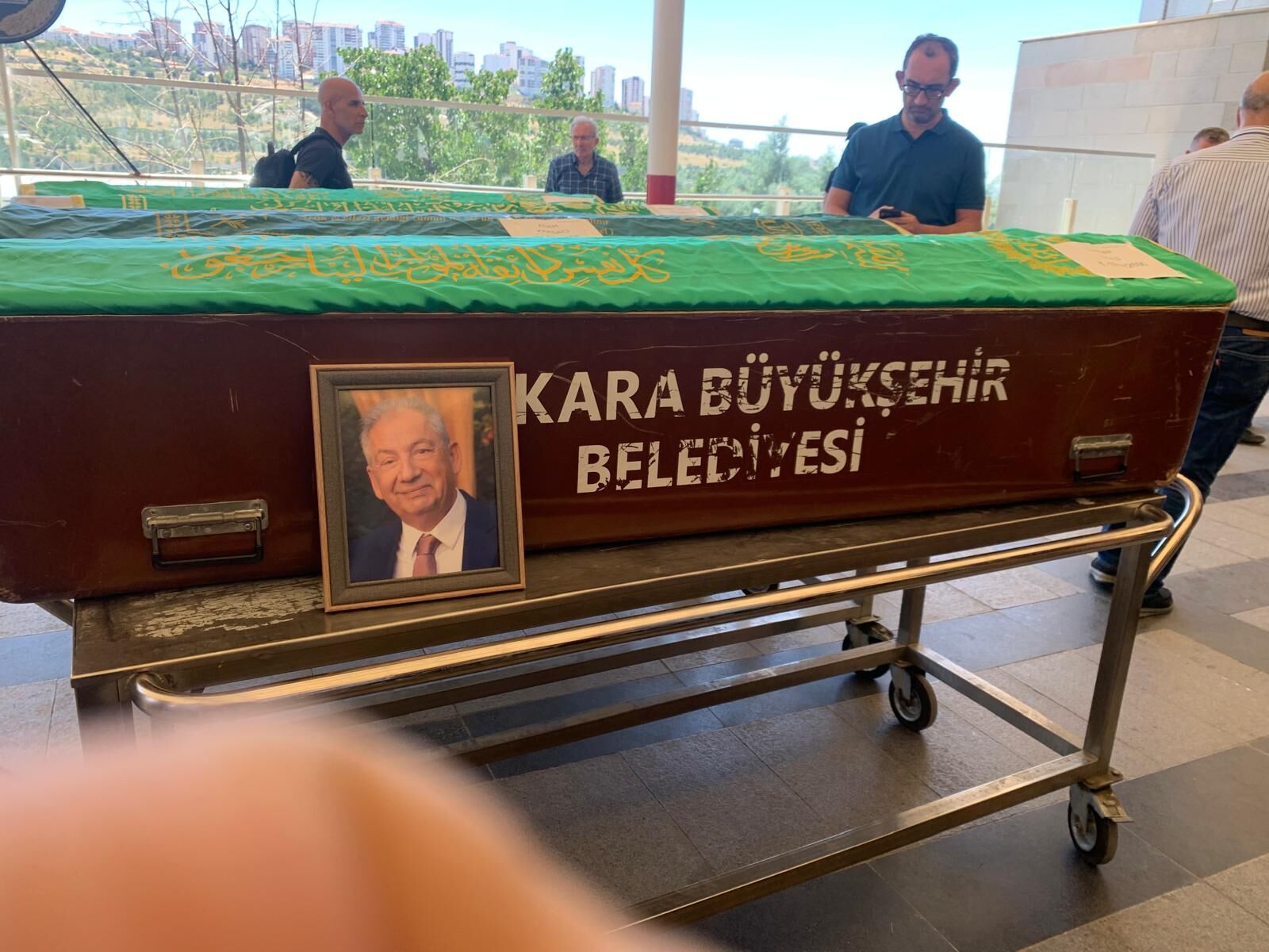 Trt Haber Dairesi Eski Başkan Yardımcısı Serdar Dimli Son Yolculuğuna Uğurlandı4