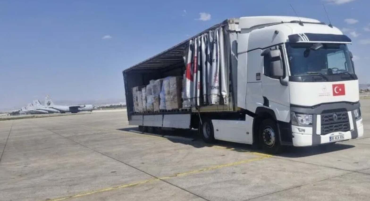 Türkiye'den Deprem Bölgesi Venezuela'ya Ilaç Ve Tıbbi Malzeme Desteği İç