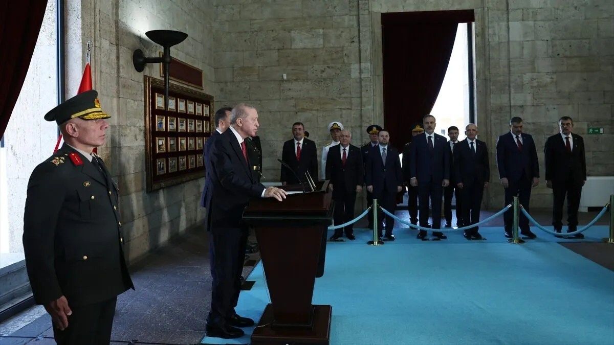 Cumhurbaşkanı Erdoğan Ve Yüksek Askeri Şura Üyelerinden Anıtkabir'e Ziyaret1.Jpg