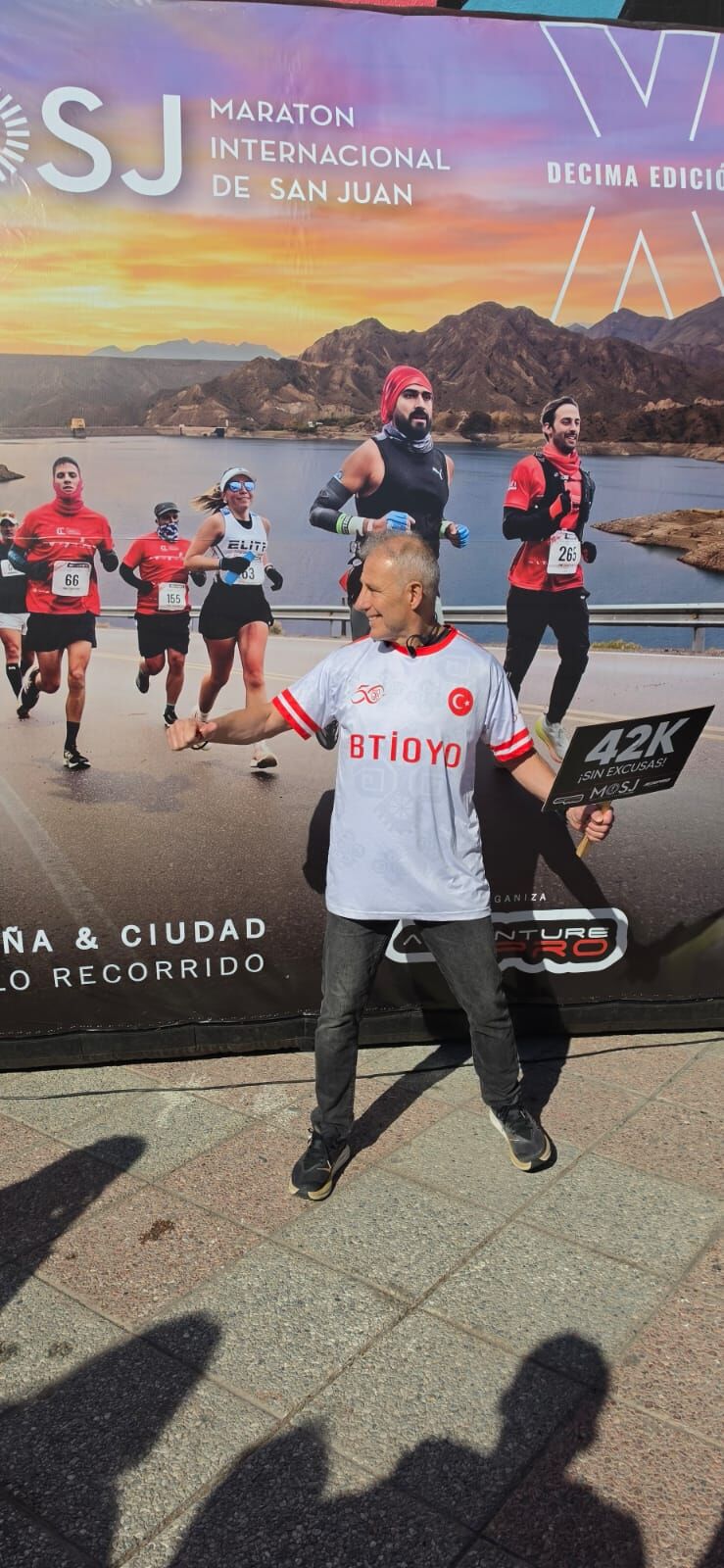 Feridun Ergün, Arjantin Maratonu'nda Kategorisinde Ikinci Oldu2