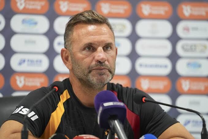 Okan Buruk’tan Sporting maçının VAR hakemine sert tepki: 