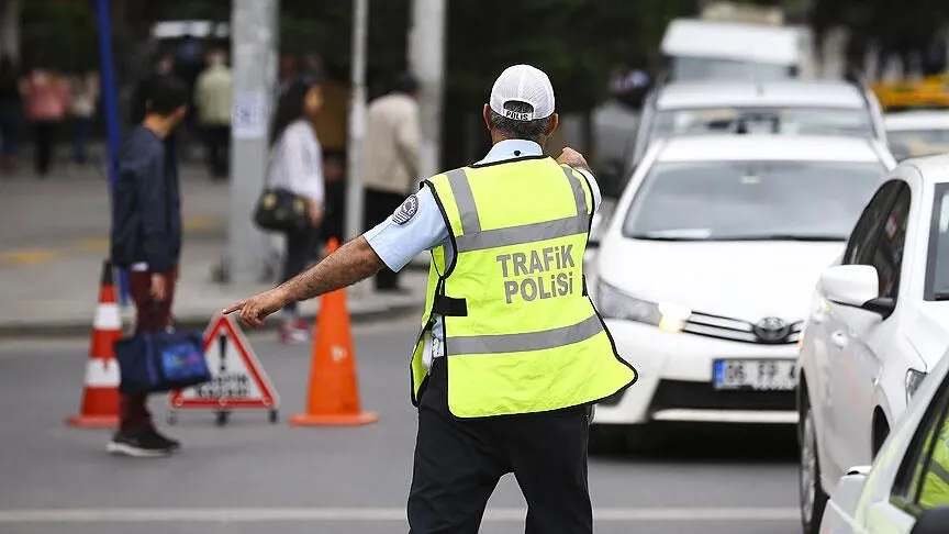 İstanbul'da yarın hangi yollar kapalı? 16 Ağustos 2026 Triatlon Şampiyonası nedeniyle kapanacak yollar belli oldu