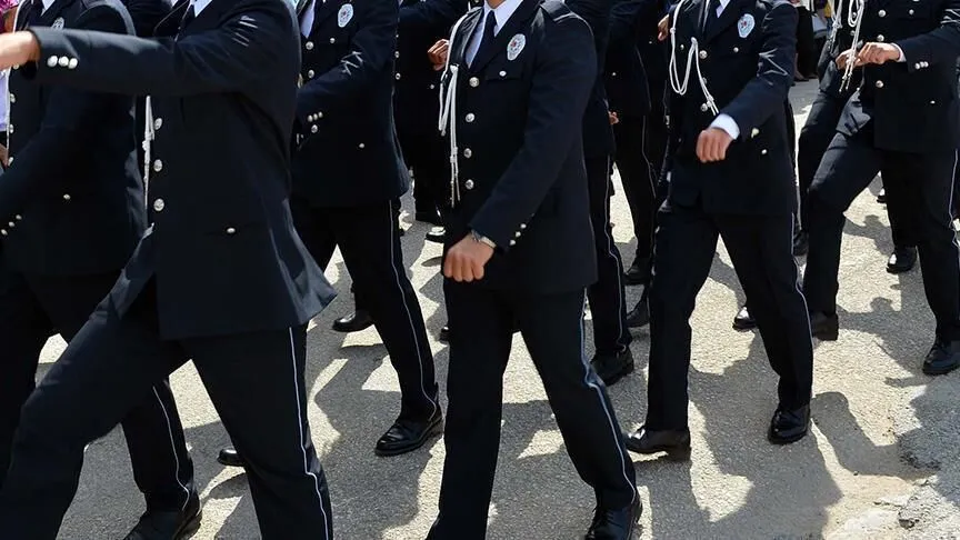 polis