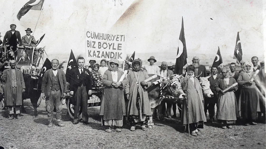 08 Nisan 15 14 A A 29279888
