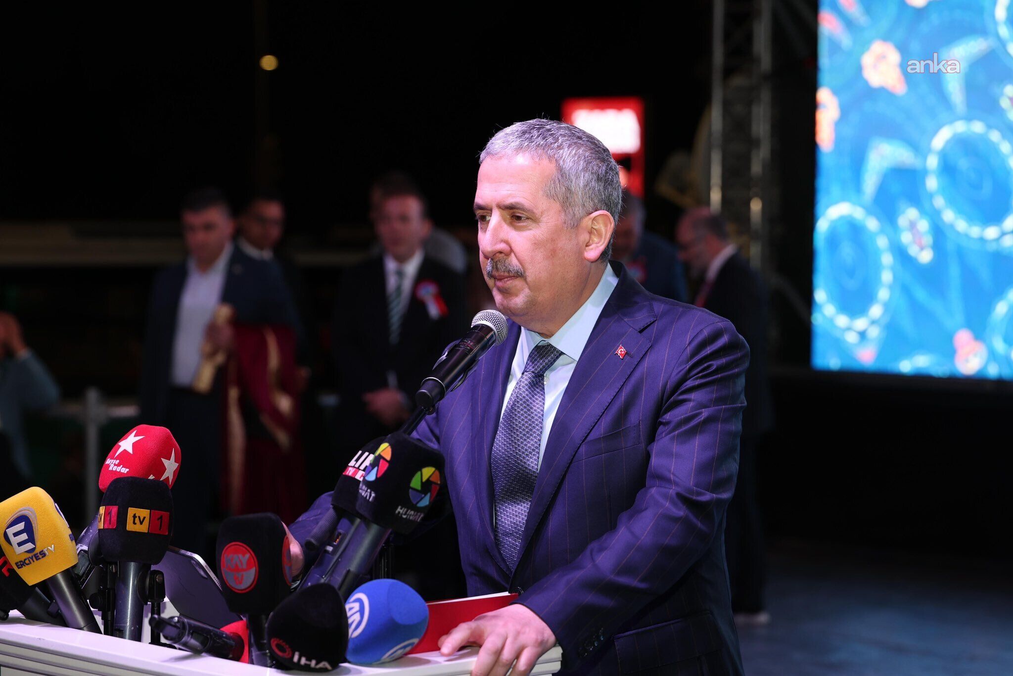 İstanbul’da simit fiyatları mercek altında: Ticaret Bakanlığı’ndan uyarı-1