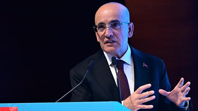 Bakan Şimşek'ten memur ve emekli maaşlarına zam açıklaması-1
