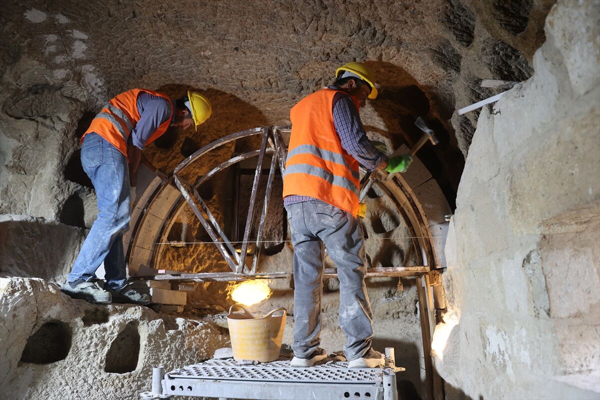 Kapadokya peribacalarında restorasyon çalışmalarının sonuna gelindi-2
