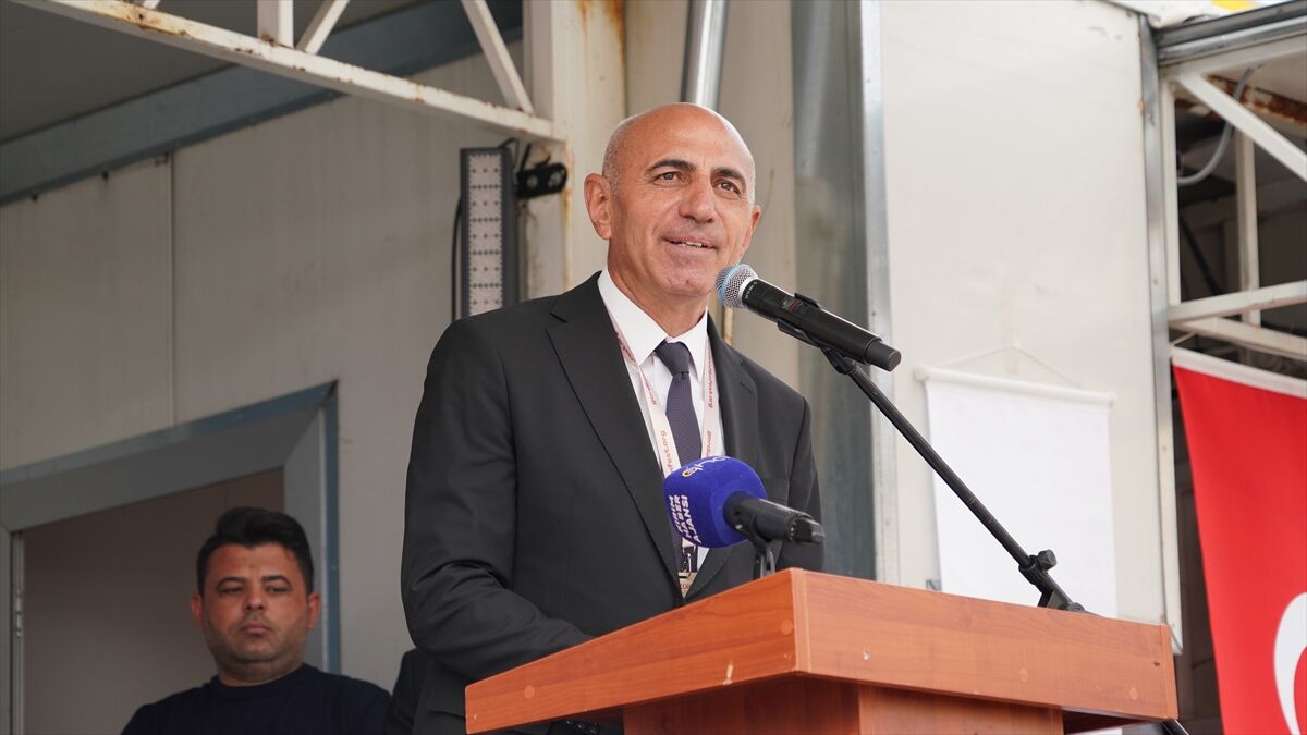UNESCO Dünya Mirası Listesi’nde yer alan Ankara'nın Polatlı ilçesindeki Gordion Antik Kenti’nde düzenlenen 3. Uluslararası Gordion Arkeofilm Festivali, görkemli bir ödül töreniyle tamamlandı. Kültür ve Turizm Bakanlığı ile Sanayi ve Teknoloji Bakanlığı’nı
