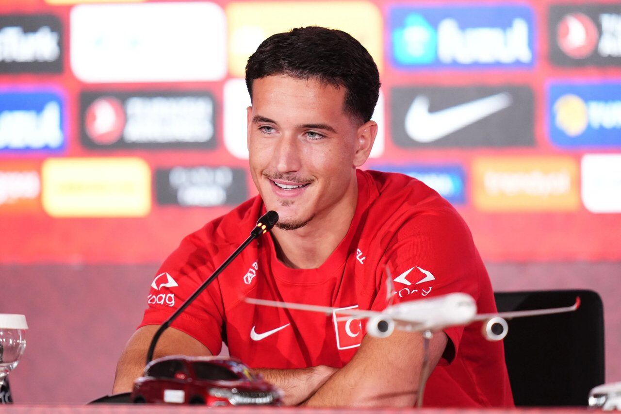 Deniz Gül 1