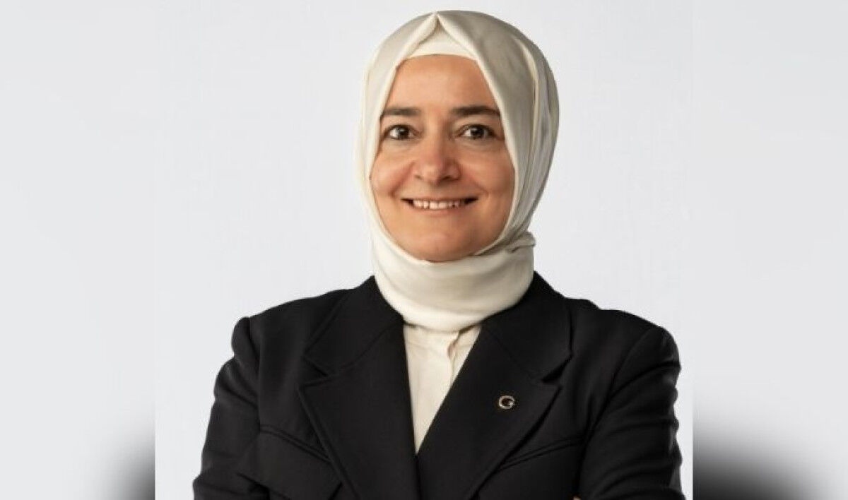 Fatma Betül Sayan Kaya 3