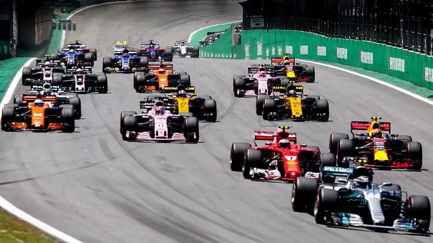 Formula 1 Türkiye'ye dönüyor: Yarış tarihi belli oldu