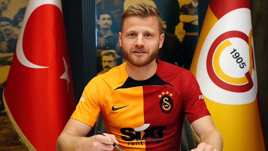 Galatasaray’ın eski futbolcusundan sürpriz karar-1